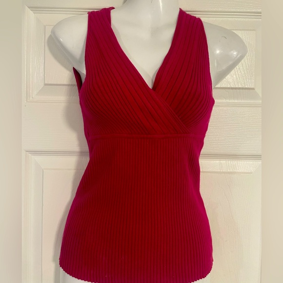 Old Navy ribbed V neck sleeveless sweater tank size small - Picture 1 of 4